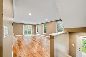 Bright and lots of room to entertain