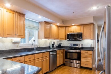 10 Gates Farm Cir, Haverhill, MA 01832 - photo 6