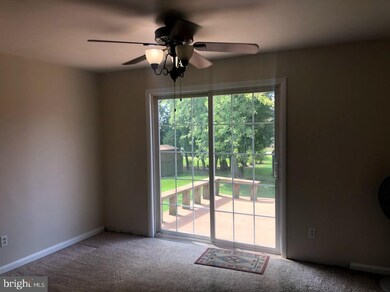 54 Eastbrook Rd, Ronks, PA 17572 - photo 3