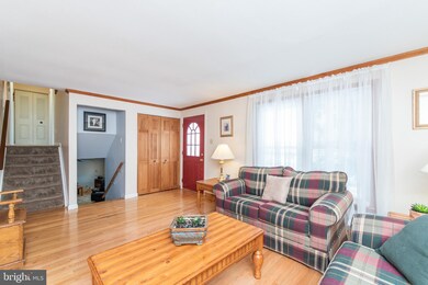 12119 Buttonwood Ln, Middle River, MD 21220 - photo 6