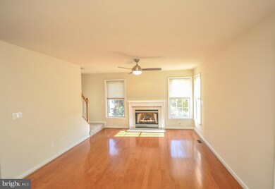 10418 Woodlake Ct, Spotsylvania, VA 22553 - photo 5