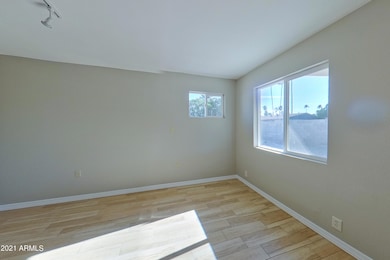 2131 W Edgewood Ave Mesa AZ-print-007-00
