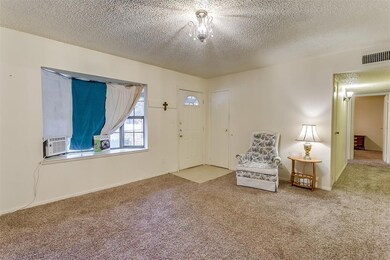 816 Lakewood Dr, Alvarado, TX 76009 - photo 3