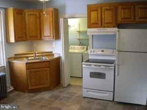 35 W Lancaster Ave unit 