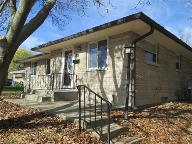 526 Birch St, Beech Grove, IN 46107 - photo 3