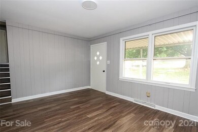 2431 Woodleaf Dr, Gastonia, NC 28052 - photo 4