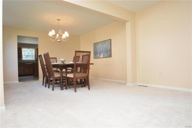 7064 Hearth Ln, Macungie, PA 18062 - photo 7