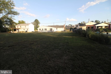 933 Lower Ferry Rd, Ewing, NJ 08628 - photo 6