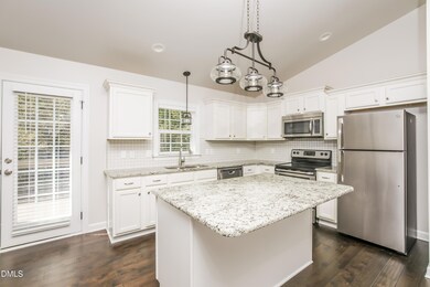 005-photo-kitchen-14883001