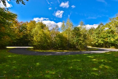 208 Annette Marie Dr, Long Pond, PA 18334 - photo 4