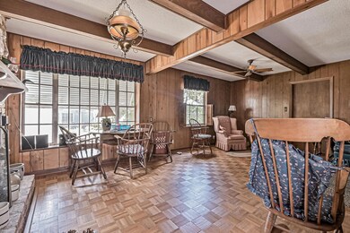 Family room to master