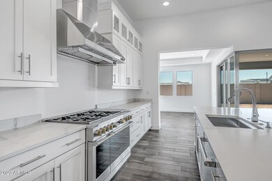 ELE 1280 Kitchen