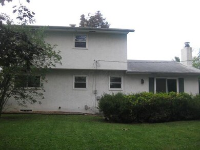 1369 Pegwood Dr, Columbus, OH 43229 - photo 2