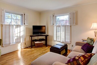 1631_Roxbury-13