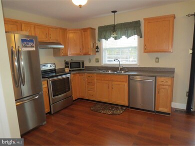 1208 Pin Oak Dr, Perkiomenville, PA 18074 - photo 2