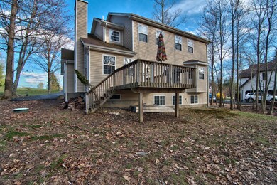 2429 Horseshoe Dr, East Stroudsburg, PA 18301 - photo 2