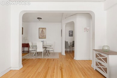 67-35 Yellowstone Blvd unit 3C, Forest Hills, NY 11375 - photo 3