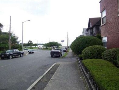 30 Ocean St unit 1, Lynn, MA 01902 - photo 2