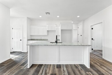 1100 W Main St, Beggs, OK 74421 - photo 6