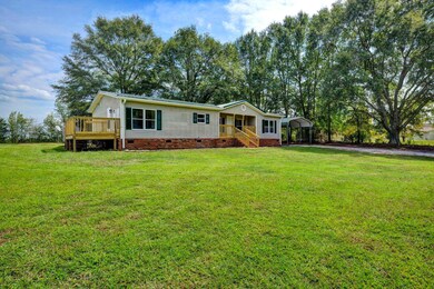 371 Buncombe Rd, Enoree, SC 29335 - photo 2