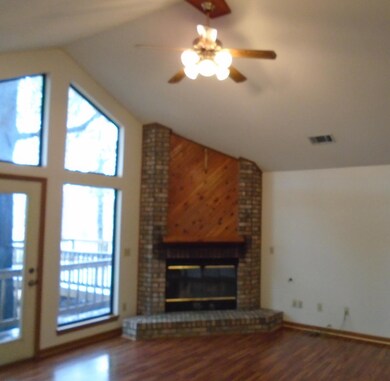 Oakcrest 022