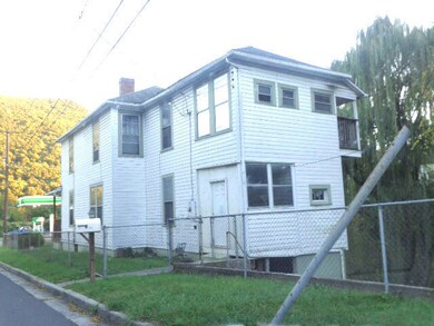 200 West Ridgeway Street rear