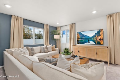 SEA_BlueSpruceMeadows_Pic_Ruby_GreatRoom