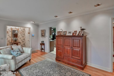 39 Upper Loudon Rd, Albany, NY 12211 - photo 7