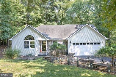 198 Greenbriar Cir, Cross Junction, VA 22625 - photo 3