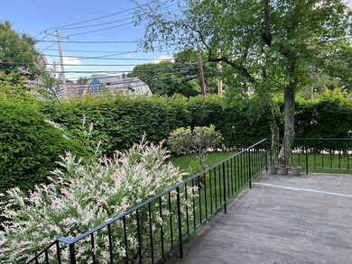 143 Lincoln St unit 143R, Newton Highlands, MA 02461 - photo 4