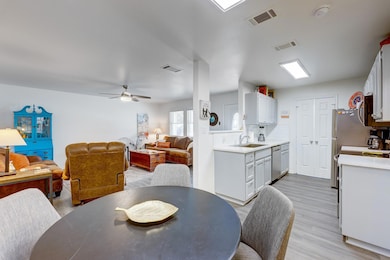 358 Shady Bluff Dr unit B, Wimberley, TX 78676 - photo 7