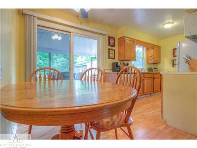 1615 S Holly Way, Lansing, MI 48910 - photo 4