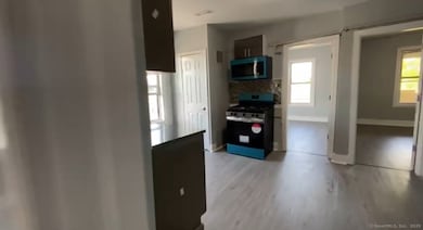 782 Hallett St, Bridgeport, CT 06608 - photo 2