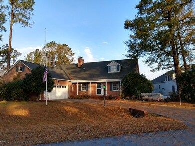 Front of home 5-903