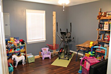 501 Maple St, Manchester, TN 37355 - photo 7