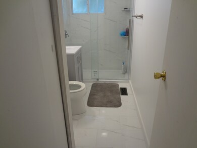 1911 Cherokee Rd, Carpentersville, IL 60110 - photo 7