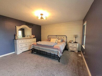 706 Aster Ct, Bourbon, IN 46504 - photo 5