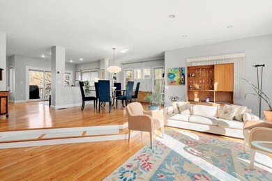 1581 Centre St unit 3, Newton, MA 02461 - photo 4