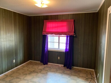 1931 Tulip St, Laurel, MS 39440 - photo 7