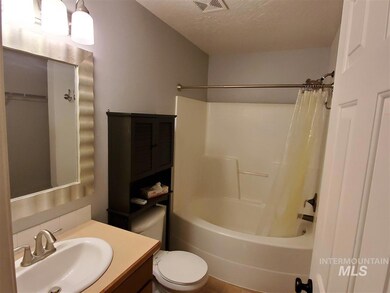 2586 N Greenville Ave, Kuna, ID 83634 - photo 7