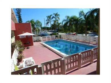 Swimming Pool/Hot Tub/Sauna