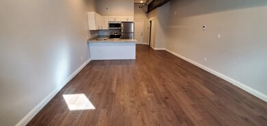 1 Main St unit 207, Peabody, MA 01960 - photo 3