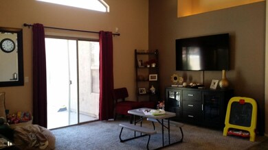 Sean Ct Pic Living Room 2