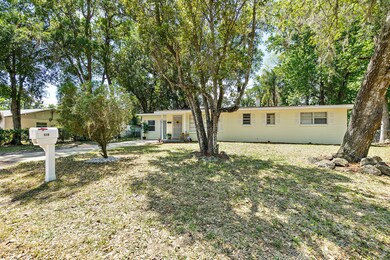 610 Roma St-43