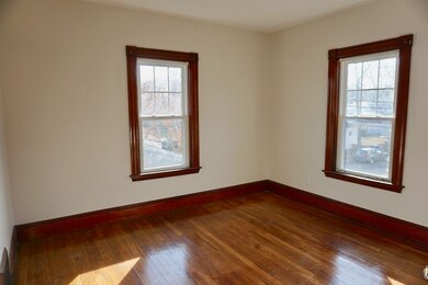 184 Thacher St unit SF, Milton, MA 02186 - photo 5