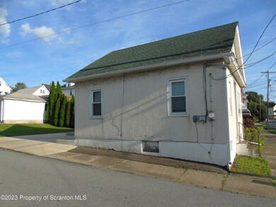 220 Willow St, Dunmore, PA 18512 - photo 3