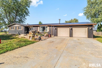 1224 Commanche Rd unit 1, Auburn, IL 62615 - photo 3