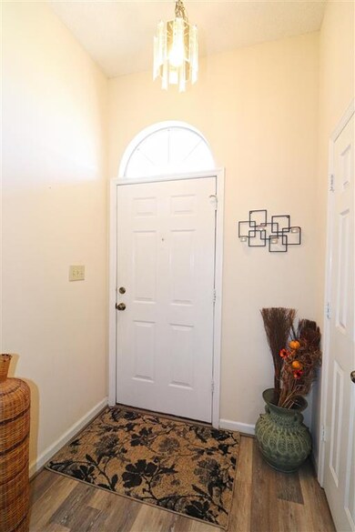 212 Traders Pass, Warner Robins, GA 31088 - photo 5