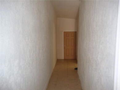 2204-2206 Atlanta St unit 4, Hollywood, FL 33020 - photo 3