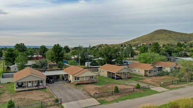 601 E Avenue A unit 5, Alpine, TX 79830 - photo 7